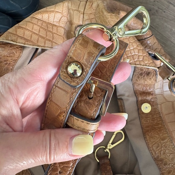 G.I.L.I. Tote Handbag Croc Embossed Tan Leather Tassel Large - Picture 14 of 16